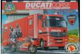 ITALERI 3815 1/24 2002年GP賽事 杜卡迪DUCATI-CORSE車隊 拖車組