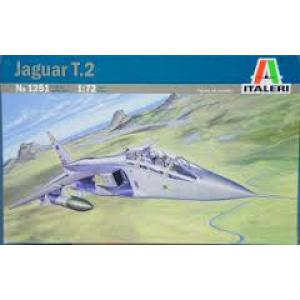ITALERI 1251 1/72 歐洲 '美洲豹T-2'戰鬥教練機