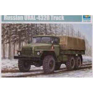TRUMPETER 01012 1/35 俄羅斯.陸軍 URAL-4320軍用卡車
