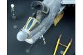 EDUARD 48-050 1/48 美國.空軍 A-7D'海盜II式'戰鬥攻擊機適用金屬蝕刻片與儀表軟片